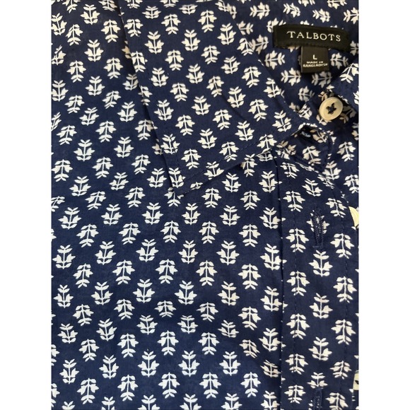 Talbots Blouse Womens Size L Cotton Blue White Flowers Pockets - Picture 4 of 7